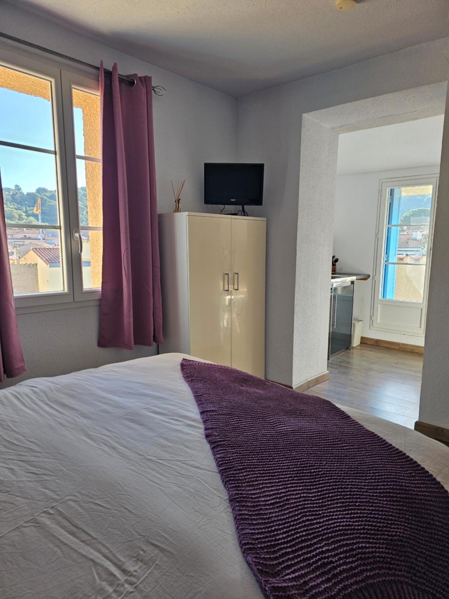 Residence Du Soleil Collioure Room photo